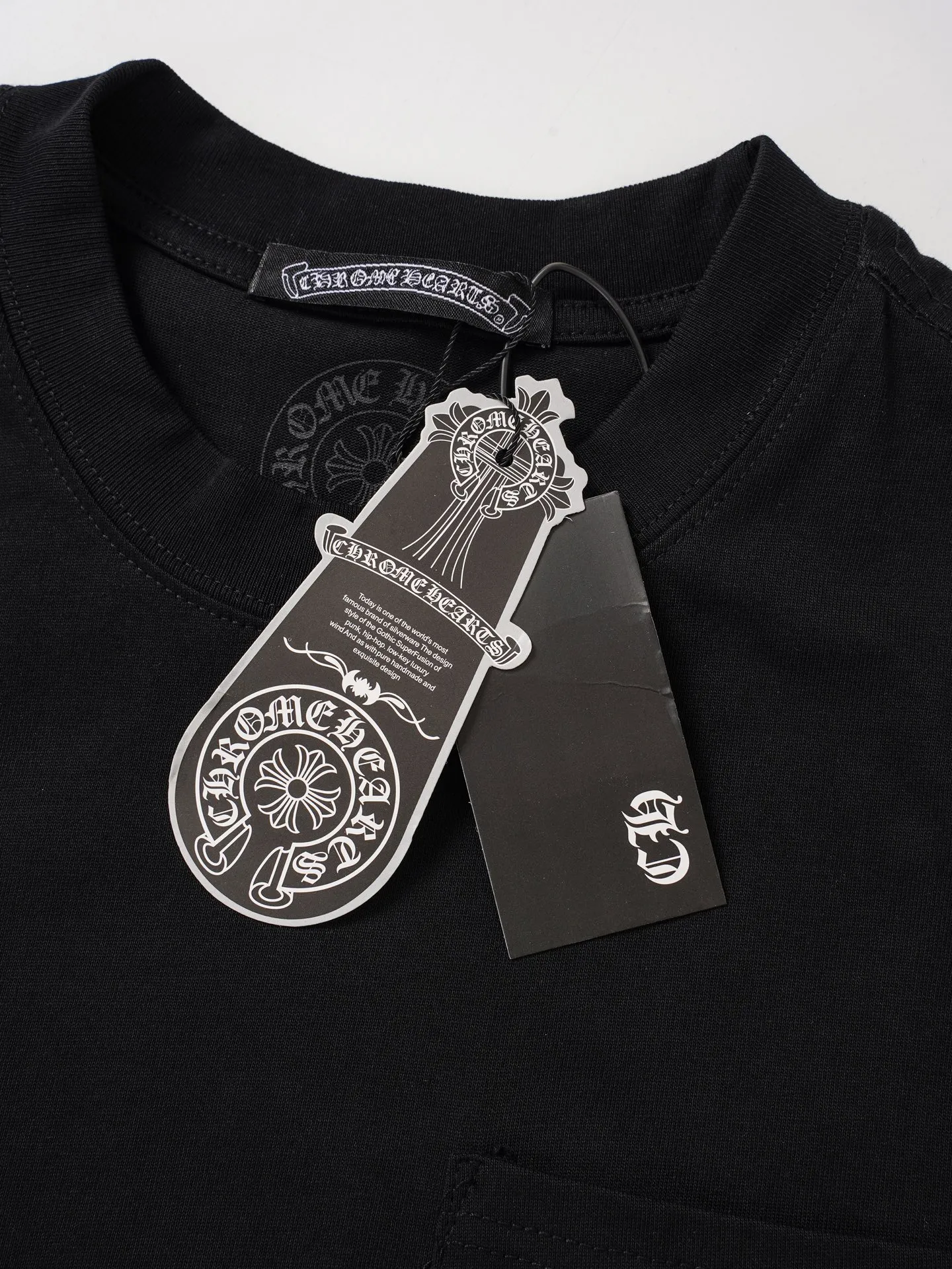 90 Come Hearts CH T T ， ，Breathable ， 。 ， ， 。 ， ， 。 ， ， ， ， 。 ， ， Same Style ， ， ， ， Same Style。 ：Black White Size：S-XL